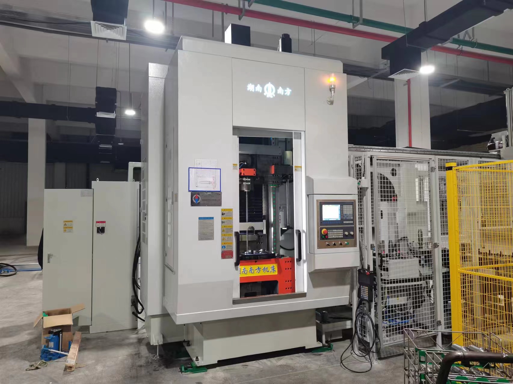 自動化LJ5710伺(si)服上拉式内(nei)拉床